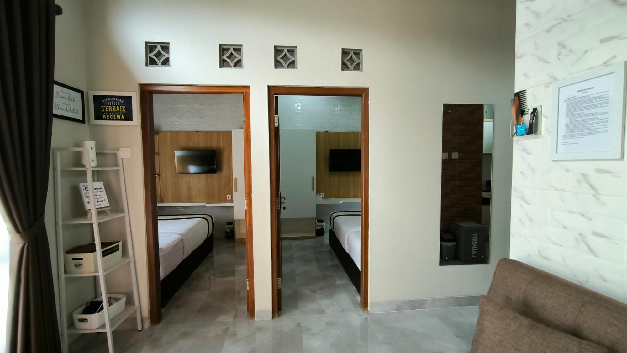 Premier Homestay Syariah Kalasan Екстер'єр фото