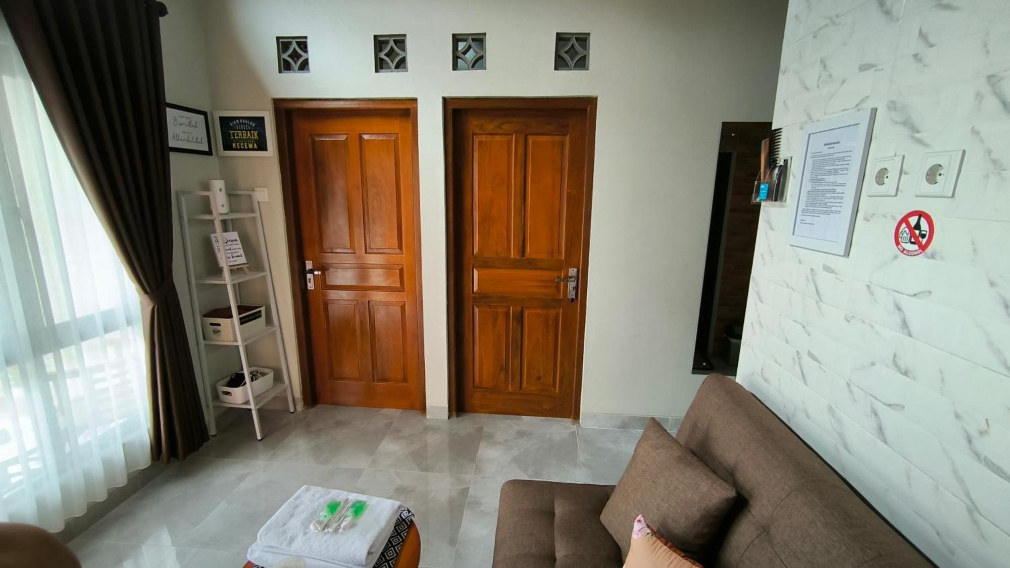Premier Homestay Syariah Kalasan Екстер'єр фото
