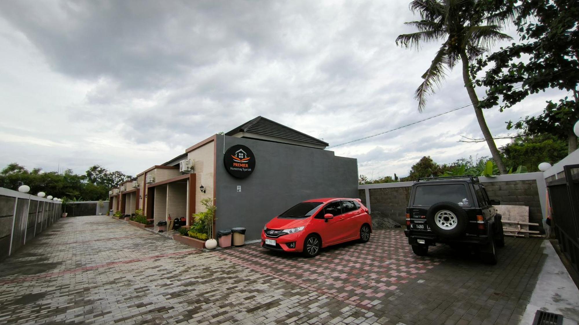 Premier Homestay Syariah Kalasan Екстер'єр фото